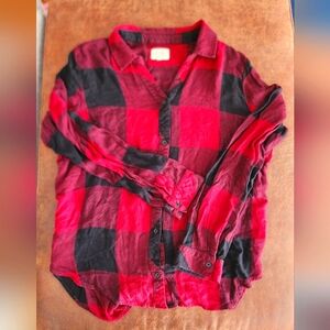 TXS Buffalo Plaid Button Up Shirt